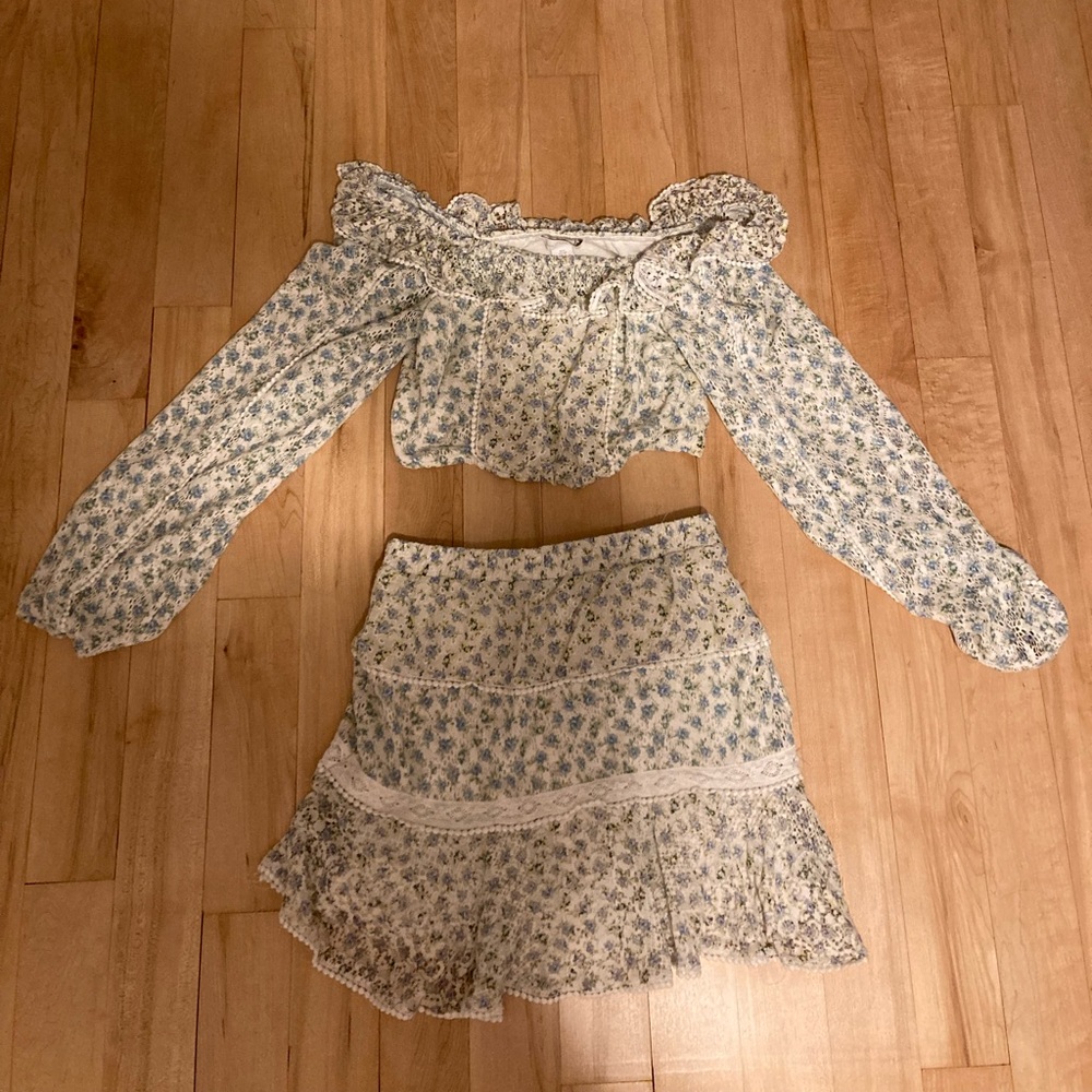 House of Harlow skirt set